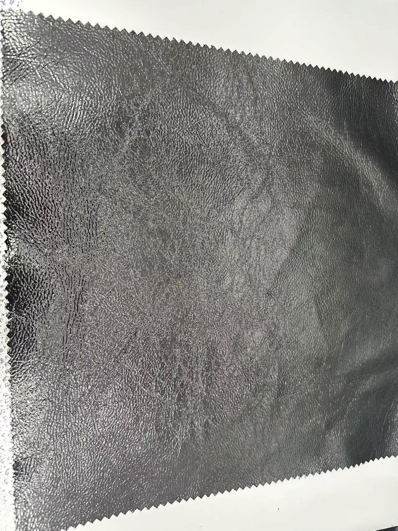 Fashionable synthetic leather can be used for making handbags